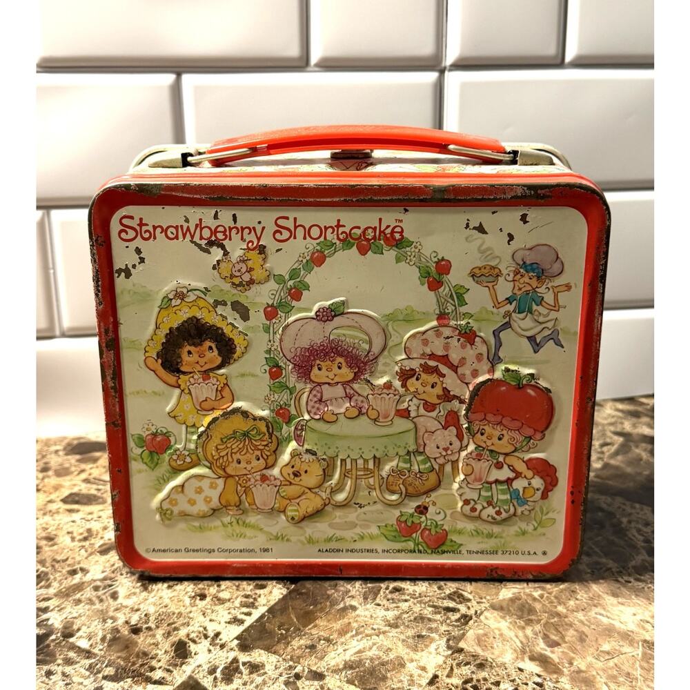 Vintage 1981 Strawberry Shortcake Metal Lunch Box & Thermos Set